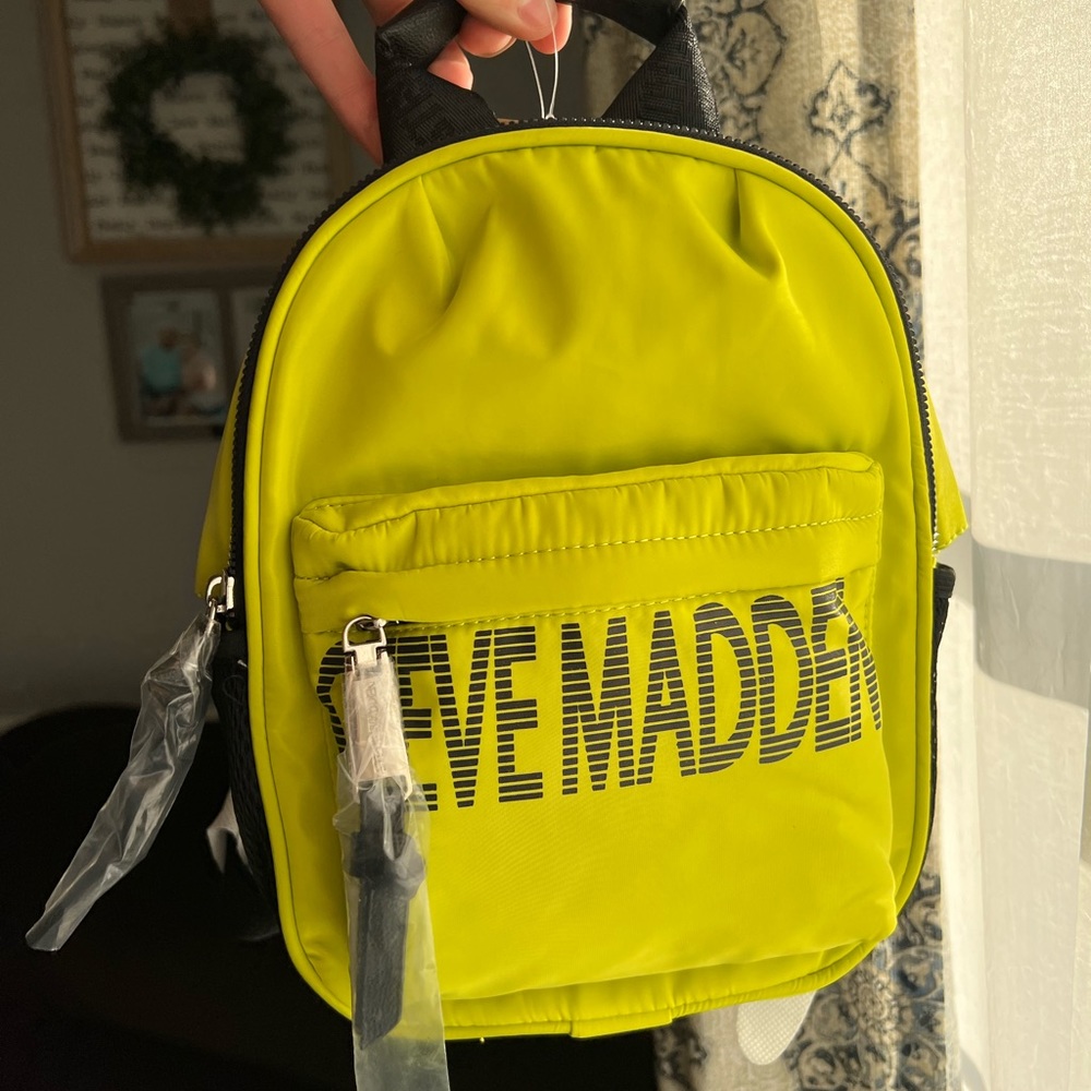 Steve Madden mini force bag
